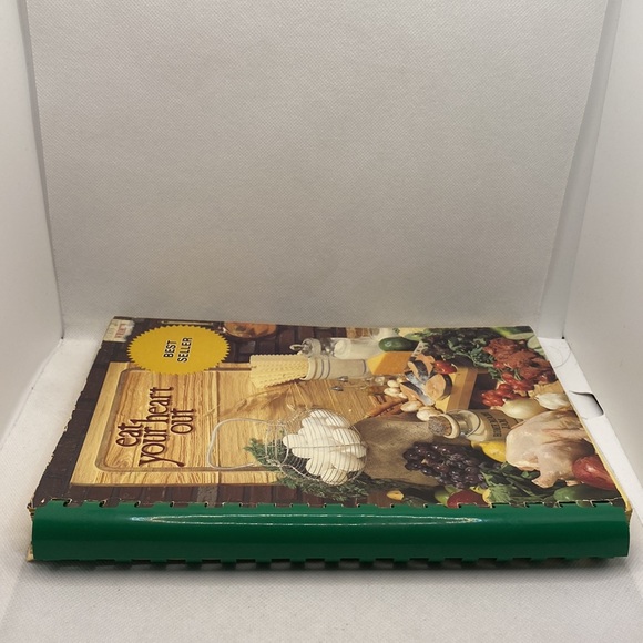 Eat Your Heart Out Cookbook by Patricia Sirrine 1978 Spiral Bound Vintage - Picture 2 of 5